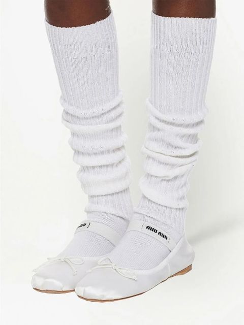 Miu Miu logo-strap ballerina shoes - White