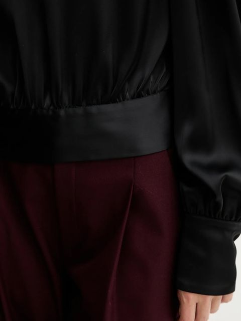 Gestuz bluzka damska kolor czarny gładka 10910803