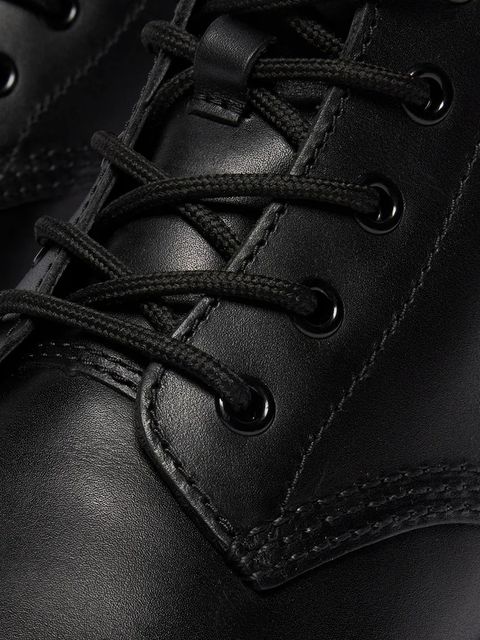 Dr. Martens buty Brookline Chukka kolor czarny na płaskim obcasie DM41550001