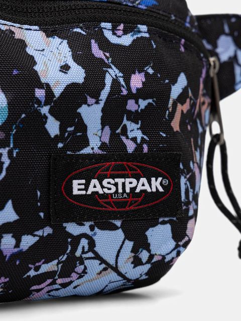 Eastpak nerka SOMMAR kolor czarny EK0A5BG65W81