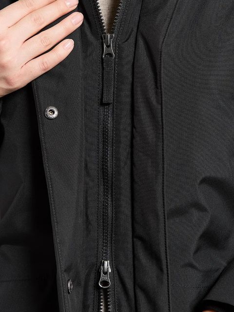 Didriksons kurtka CAJSA kolor czarny zimowa 505938