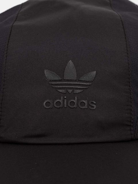 adidas Originals czapka z daszkiem kolor czarny z aplikacją IW8629