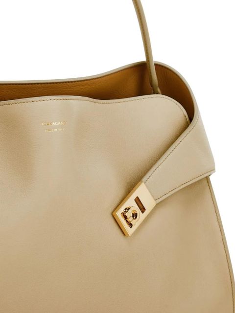 Ferragamo medium Hug Soft shoulder bag - Neutrals