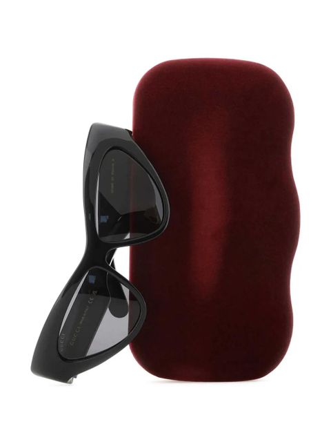 Gucci Eyewear logo-lettering sunglasses - Black