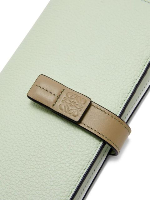 LOEWE large Anagram-debossed wallet - Green