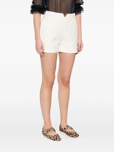 Valentino Garavani logo-detail tailored shorts - Neutrals