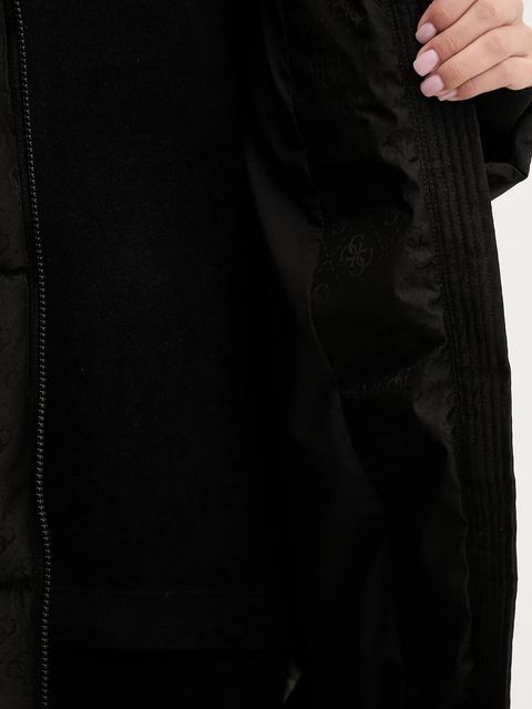Guess kurtka 4G kolor czarny zimowa oversize V5BL08 WGLW2