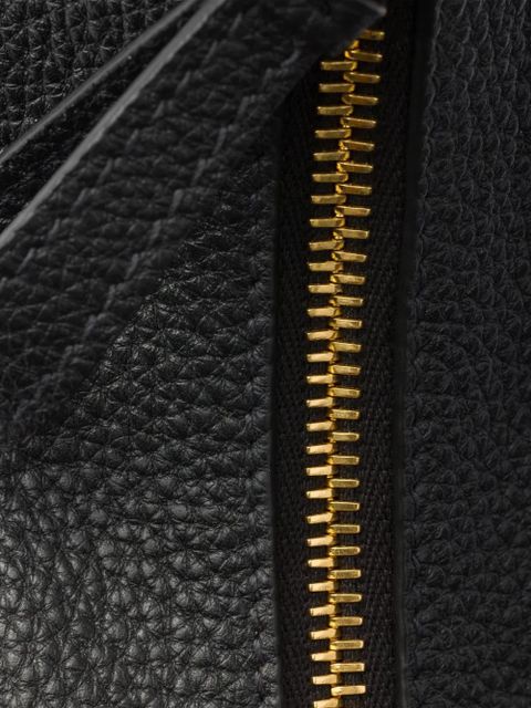 Prada logo-plaque leather shoulder bag - Black