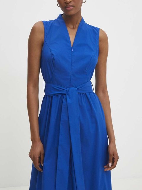 Answear.LAB sukienka kolor niebieski midi rozkloszowana