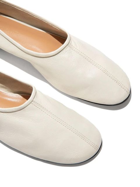BY FAR Prudence ballerina shoes - Neutrals