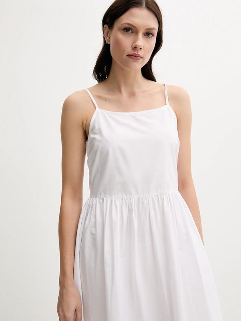 United Colors of Benetton sukienka bawełniana kolor biały midi rozkloszowana 4KUSDV0B7