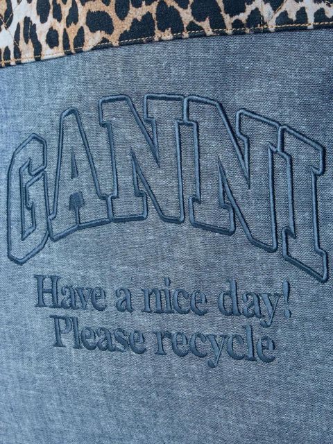 GANNI embroidered animal-print denim tote bag - Blue