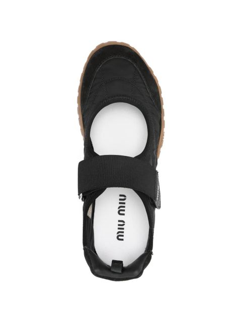 Miu Miu strap-fastening ballet flats - Black