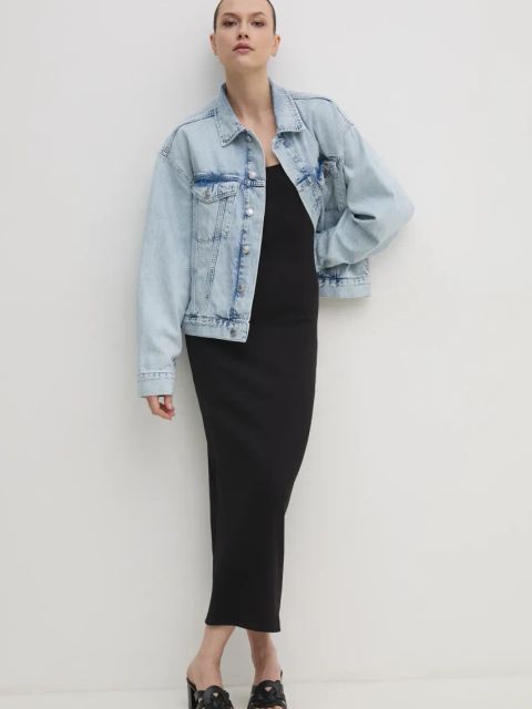 Calvin Klein Jeans sukienka kolor czarny midi dopasowana J20J225263