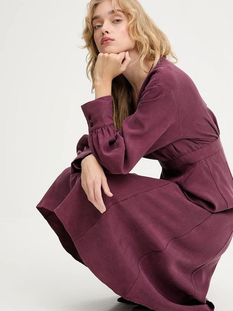 Answear.LAB sukienka kolor bordowy mini rozkloszowana - zdjęcie produktu nr 1