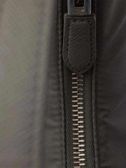 Prada mini Re-Edition 2005 zip tote bag - Grey