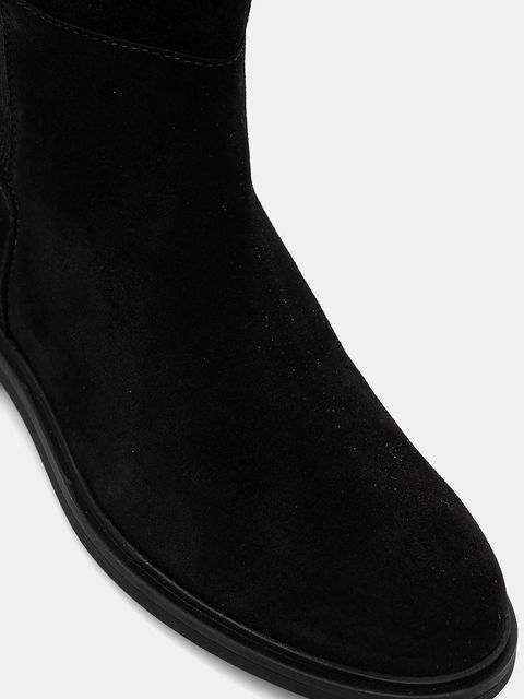Tommy Hilfiger kozaki zamszowe FLAG SUEDE LONG BOOT damskie kolor czarny na płaskim obcasie FW0FW08779