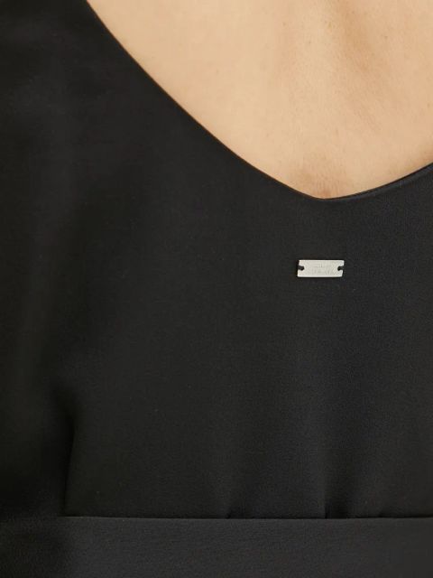 Armani Exchange sukienka kolor czarny midi rozkloszowana XW000153 AF10840