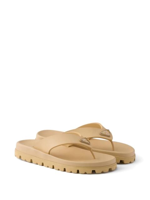 Prada logo-plaque flip flops - Neutrals