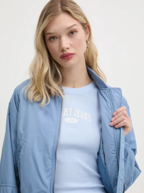 Tommy Jeans kurtka bomber damski kolor niebieski przejściowa oversize DW0DW19316