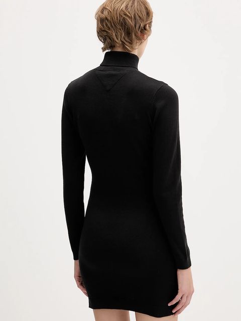 Tommy Jeans sweter bawełniany damski kolor czarny lekki z golfem DW0DW21672