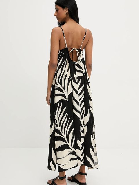 Answear.LAB sukienka kolor czarny maxi rozkloszowana