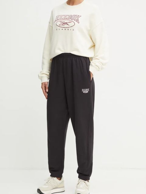 Reebok Classic spodnie dresowe bawełniane kolor czarny z aplikacją 100205172