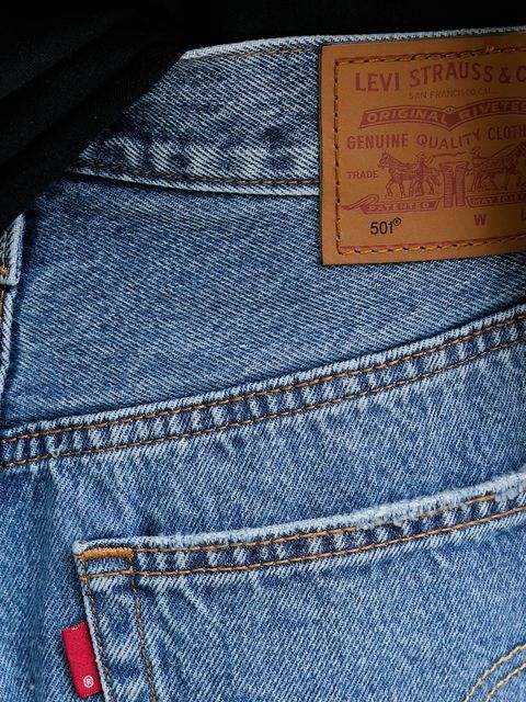 Levi's - Szorty jeansowe 56327.0081-MedIndigoW