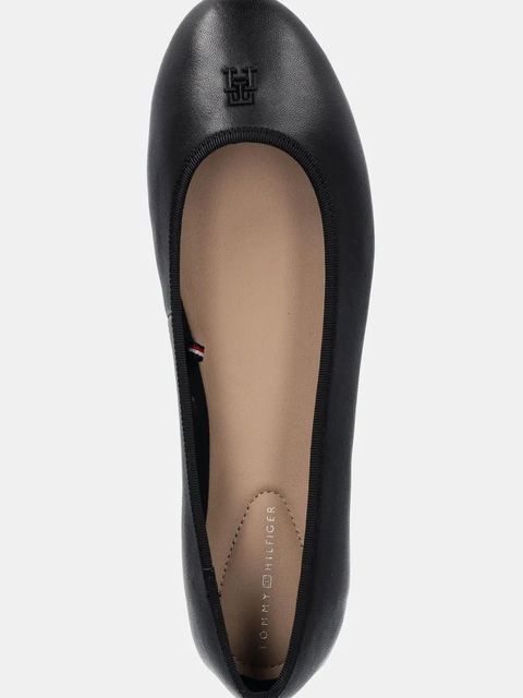 Tommy Hilfiger baleriny skórzane TH HARDWARE LEATHER BALLERINA kolor czarny FW0FW08654