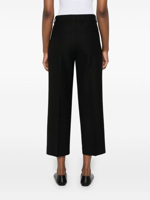 TOTEME pressed-crease cropped trousers - Black