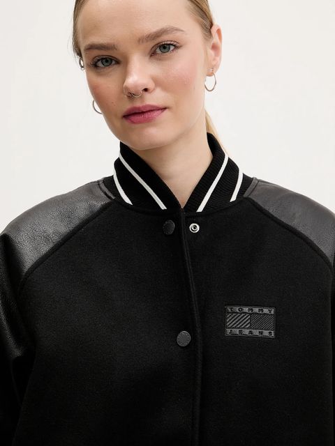 Tommy Jeans kurtka z dodatkiem wełny