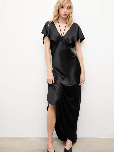 Answear.LAB sukienka kolor czarny maxi rozkloszowana