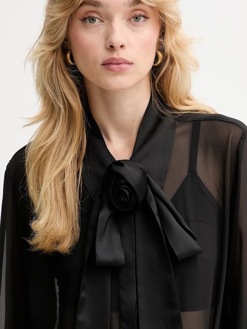 Gestuz koszula damska kolor czarny regular z kołnierzykiem klasycznym 10910669