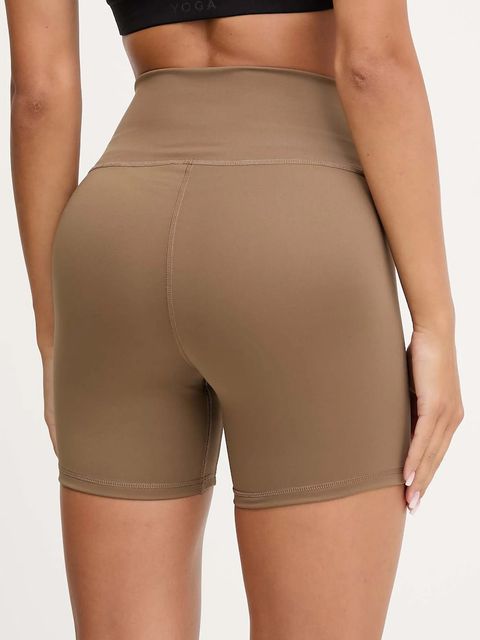 adidas by Stella McCartney szorty do jogi damskie kolor brązowy gładkie high waist KA0631 - zdjęcie produktu nr 2