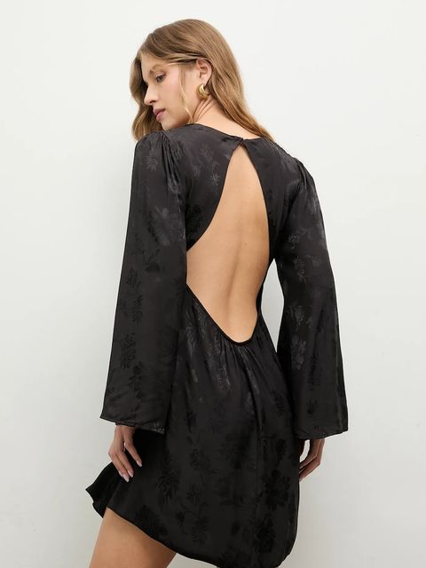 Answear.LAB sukienka kolor czarny mini rozkloszowana - zdjęcie produktu nr 1