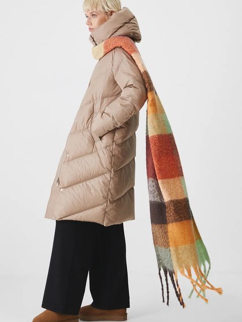 Medicine płaszcz puchowy damski kolor beżowy zimowy - zdjęcie produktu nr 1