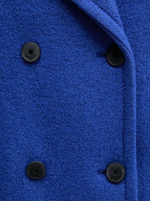 Desigual płaszcz z dodatkiem wełny SHORTCOLOR kolor niebieski 25WWEW11