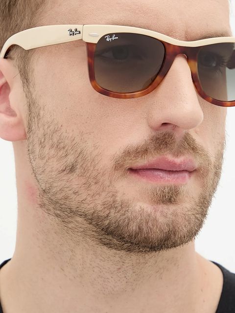 Ray-Ban okulary przeciwsłoneczne kolor brązowy 0RB2240