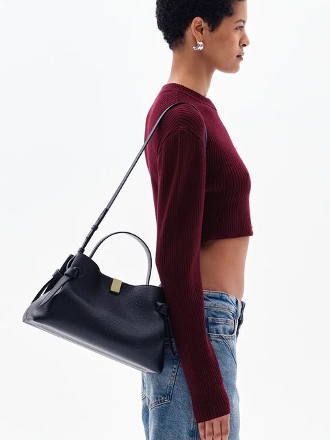 Yuzefi torebka skórzana GYOZA kolor czarny YUZCO-HB-GZ-L034