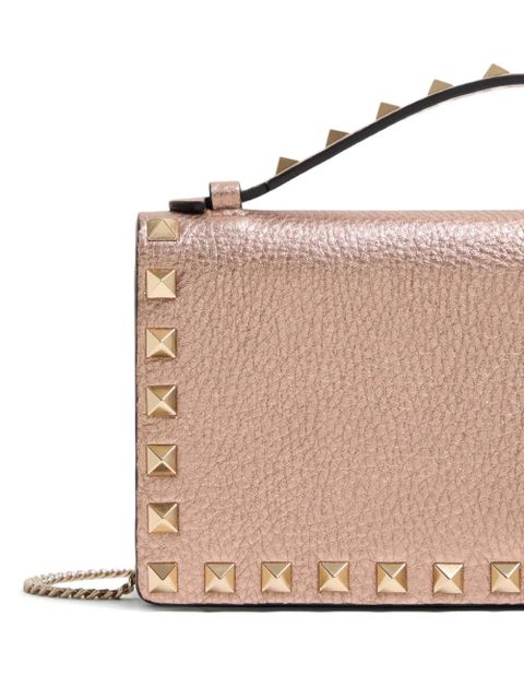 Valentino Garavani small rockstud laminated grainy calfskin tote bag - Pink