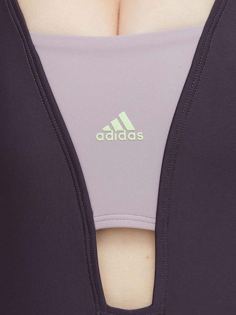 adidas jednoczęściowy strój kąpielowy kolor fioletowy miękka miseczka IQ3952