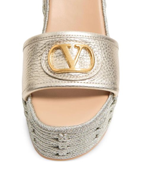 Valentino Garavani VLogo Signature wedge sandals - Neutrals