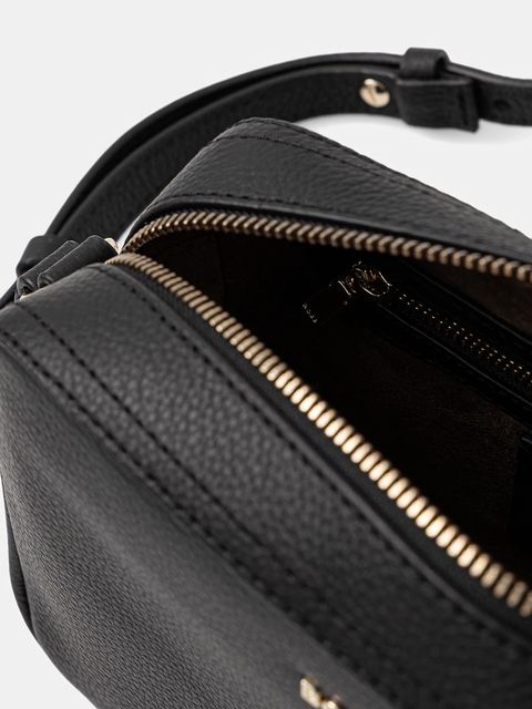 BOSS torebka skórzana kolor czarny 50547733