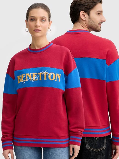 United Colors of Benetton bluza bawełniana x Stranger Things kolor bordowy z nadrukiem 342ZU10BA - zdjęcie produktu nr 1