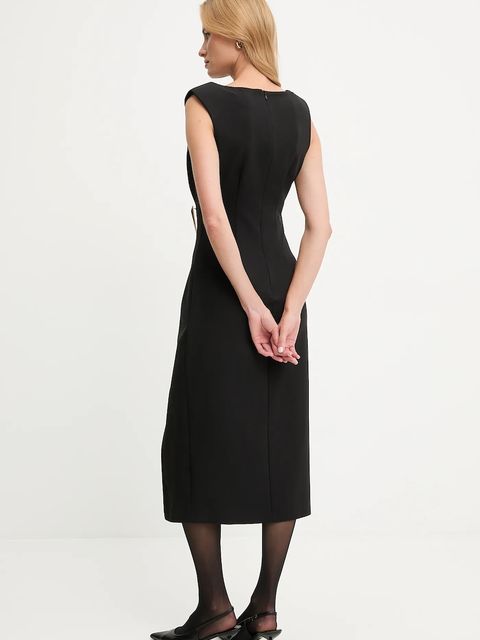 Answear.LAB sukienka kolor czarny midi dopasowana