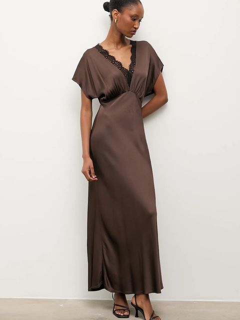 Answear.LAB sukienka kolor brązowy maxi rozkloszowana