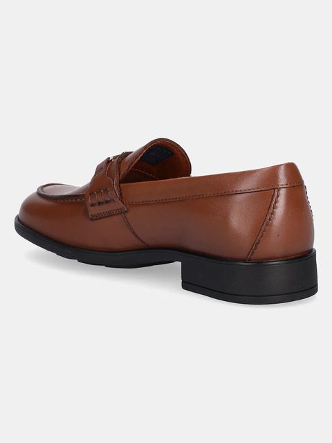 Tommy Hilfiger mokasyny skórzane TH LOGO LEATHER LOAFER damskie kolor brązowy na płaskim obcasie FW0FW08705