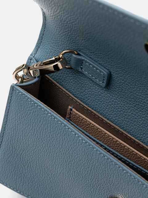 Emporio Armani kopertówka skórzana