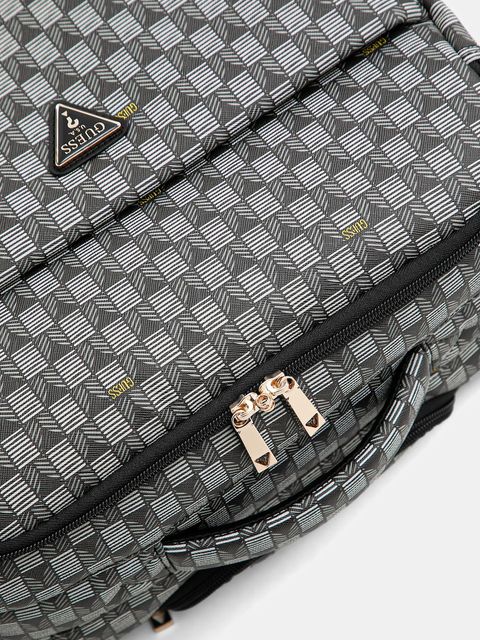 Guess walizka FOLLIE SMALL kolor czarny TWLW96 76983