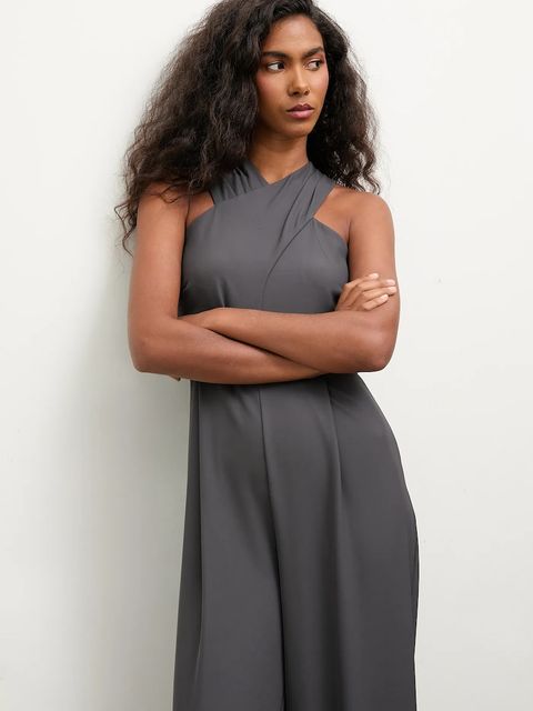 Answear.LAB kombinezon kolor szary z dekoltem w szpic